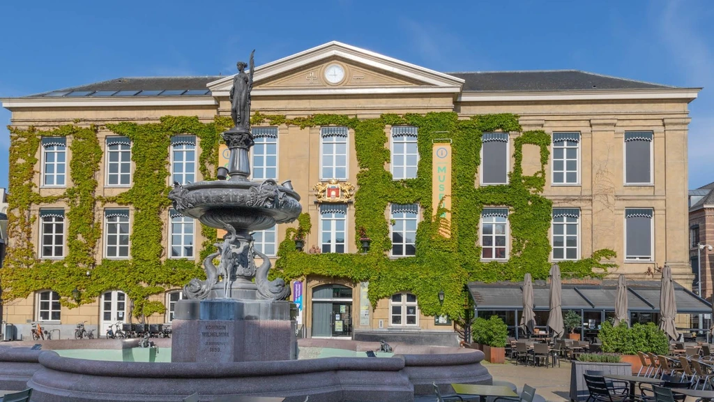 Gorinchem voert campagne met flyers uit de papierbak