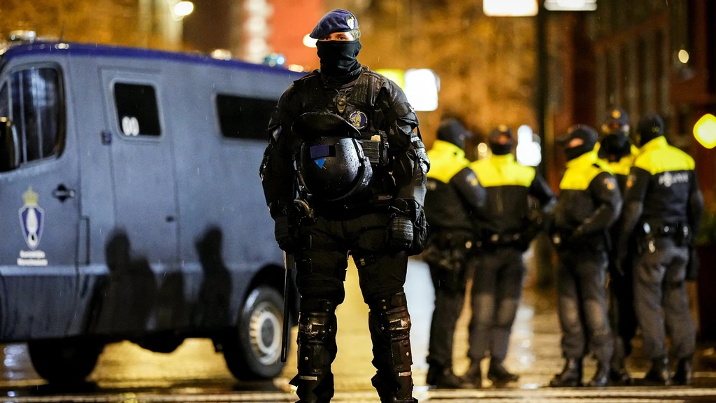 Foto: Rusland, China, terroristen: AIVD zag 'in 80 jaar niet meer dreiging dan nu'